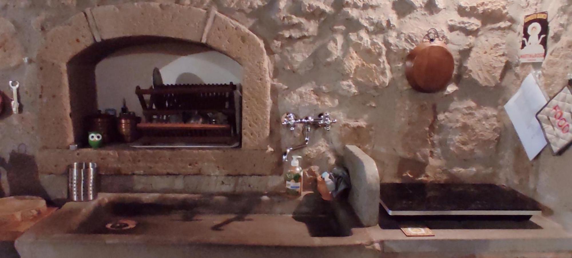 La Chascona Di Farnese Casa Di Tufo Nel Borgo Apartment Luaran gambar