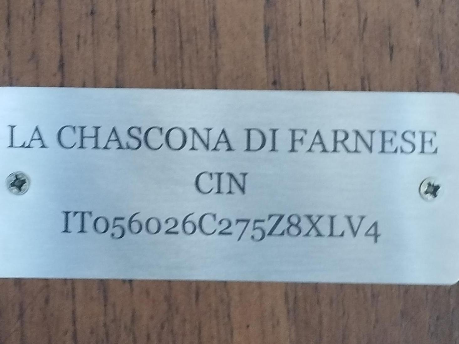La Chascona Di Farnese Casa Di Tufo Nel Borgo Apartment Luaran gambar